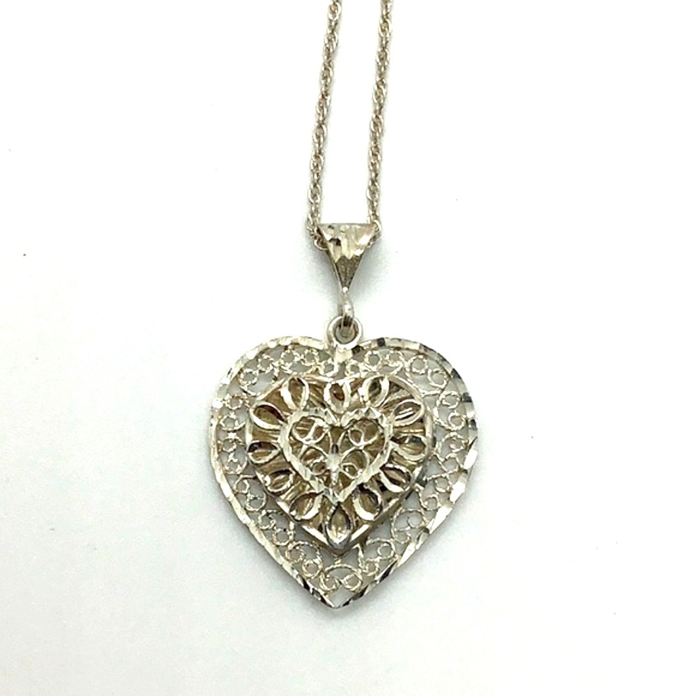 Vintage etched Sterling Silver heart necklace